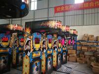 Straßen-Unterhaltungs-Boxautomat Arcade Outdoor Großes Schlagspiel Metallrahmen 110V/220V 12 Monate Garantie