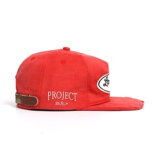 <span class=keywords><strong>Cappello</strong></span> Snapback in Velluto a Coste con Logo Personalizzato, 5 Pannelli, Non Strutturato, in Cotone Ricamato, con Visiera Piatta e Fibbia in Pelle - Product Image 4