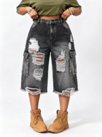 Shorts Capri en Jean Gris Foncé Déchiré Taille Haute pour Femmes Rondes avec Poches Latérales et Ourlet Effiloché – Style Streetwear Distressed