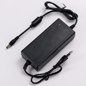 Adaptor Daya USB 12V 5A Pasokan Pabrik, Adaptor Daya Luar Ruangan, Adaptor Steker Perjalanan Universal Internasional - Product Image 1