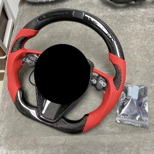 Volante de Fibra de Carbono Real Compatible con Toyota Corolla, RAV4, Camry 2018-2021, con LED y Costuras Personalizadas en Forma de D - Product Image 3