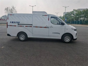 Camiones refrigerados manuales de <span class=keywords><strong>furgonetas</strong></span> de refrigeración 4x2 de 5 toneladas de alta calidad a la venta - Product Image 3