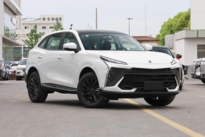 รถยนต์ Dongfeng Forthing T5 EVO ราคาประหยัด รถยนต์ใช้น้ำมันเบนซิน 1.5TD DCT 5 ที่นั่ง รถครอบครัวขนาดกะทัดรัด ราคาถูก พร้อมขาย - Product Image 4