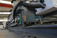 Machine de découpe de verre CNC de haute précision EWORLD, prix d'usine, moteur YASKAWA, pompe, boîte de vitesses, précision de 0,15 mm/m, vitesse de 150 m/min
