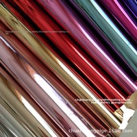 Tissu miroir TPU pour chaussures, sacs, sacs à main, bijoux, vêtements, avec base en cuir PU et effet miroir laser métallique décoratif, Guangzhou 0.8mm