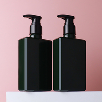 Bouteilles de shampooing en plastique carrées de luxe de 200ml avec tête de pompe en plastique noir