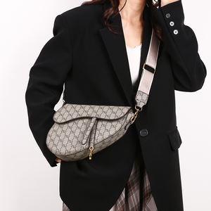 Bolsos de Hombro Multifuncionales Modernos para Mujer con Patrones Geométricos, Estilo Bandolera - Product Image 4