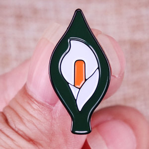Alfileres Metálicos Festivos al por Mayor, Broche Esmaltado de Lirio de Pascua, Diseño Rebelde del Levantamiento Republista Irlandés de 1916 - Product Image 2
