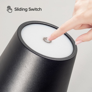 ポストモダンプラスチックデスクランプスクエアボトム円形コードレスダイニング用ハイフット寝室ミニマリスト装飾 - Product Image 2
