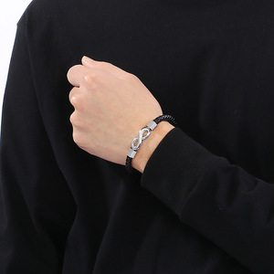 Pulsera de Cuero Trenzado Unisex Negra de 12 mm con Cierre de Gancho de Acero Inoxidable, Brazalete de Moda, Joyería de Regalo - Product Image 2