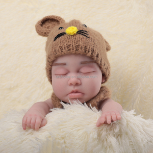 6Lbs peso realista 1:1 relación completo sólido <span class=keywords><strong>dormir</strong></span> ojos cerrados silicona Reborn bebé niño suave 18 pulgadas largo Reborn muñeca juguete para regalo - Product Image 1