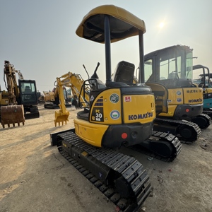 Good Condition Used Komatsu PC30MR-1/PC30MR-2 Mini Hydraulic Excavator - Product Image 1