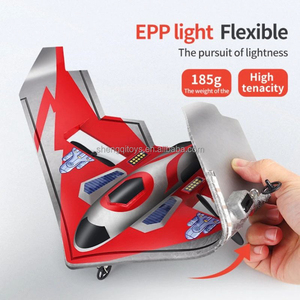 Avion de chasse furtif en mousse EPP LK Toys 2.4G RC pour débutants, avec lumières LED, télécommande, piles et contrôle 4 canaux, fonction obstacle - Product Image 2