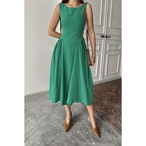 เดรสทรงเอไลน์สีเขียว ความยาวปานกลาง สายเดี่ยว ผ้าทอ เอวธรรมชาติ ระบายอากาศได้ดี สวมใส่สบายๆ ในชีวิตประจำวัน - Product Image 2