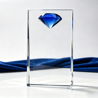 Logo personnalisé souvenir de sublimation en forme de diamant haut de gamme cadeau d'affaires trophée en cristal K9 Plaque de récompense en cristal