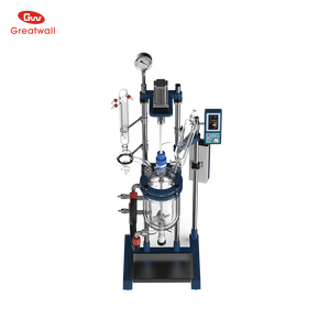 Reactor de Laboratorio Pequeño de 5L, de Vidrio Encamisado, con Enfriador y Bomba de Vacío - Product Image 1