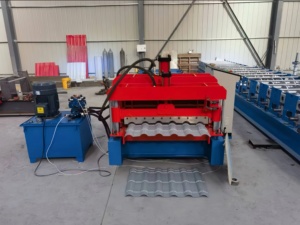 Rouleau de toit en métal à couture debout formant des machines YX6-300/<span class=keywords><strong>400</strong></span>/500 profils, <span class=keywords><strong>prix</strong></span> de l'équipement de formage de panneau à pression - Product Image 2