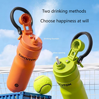 Bouteille d'eau portable hautement stylée en acier inoxydable à double isolation 650ml/630ml avec paille intégrée pour le sport et le cyclisme