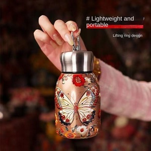 Último diseño elegante patrón <span class=keywords><strong>de</strong></span> pavo real frasco <span class=keywords><strong>de</strong></span> vacío botella térmica <span class=keywords><strong>de</strong></span> acero inoxidable para la hidratación diaria - Product Image 4