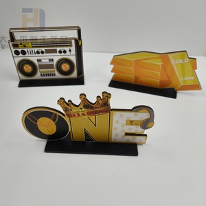 Rivestito Hip Hop ritagli <span class=keywords><strong>in</strong></span> <span class=keywords><strong>legno</strong></span> oro nero una lettera segno <span class=keywords><strong>in</strong></span> <span class=keywords><strong>legno</strong></span> ritaglio Audio segno d'oro per ragazzi decorazione da tavolo - Product Image 4