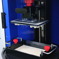 Impresora LCD dental automática Modelos de resina 3D biocompatibles Moldes Gomas y herramientas con garantía de 1 año Conectividad USB