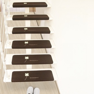 Tappetino Moderno per Scale e Gradini, Stile <span class=keywords><strong>Scala</strong></span>, Autoadesivo Senza Colla, Tappetino Assorbente Antiscivolo in Poliestere - Product Image 1