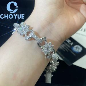 Pulsera de Eslabones Cubanos de Plata de Ley 925 con Moissanita de 13 mm y Diseño Floral, Joyería de Lujo Iced Out Unisex, Pasa la Prueba del Diamante GRA - Product Image 1