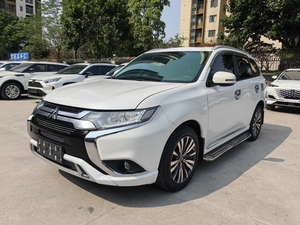 Mitsubishi Outlander 2.0L 2021, automatique, deux roues motrices, 5 places, <span class=keywords><strong>voiture</strong></span> d'<span class=keywords><strong>occasion</strong></span> de haute qualité - Product Image 2