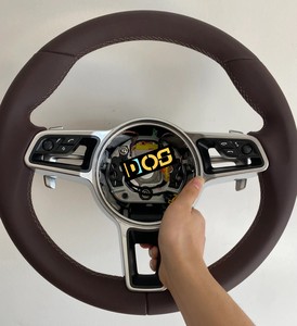 Volante de Fibra de Carbono LED Compatible con <span class=keywords><strong>Porsche</strong></span> Panamera Cayenne Macan 718 Boxster Cayman Taycan <span class=keywords><strong>Carrera</strong></span> 996 911 981 957 958 991 - Product Image 1