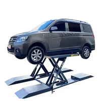 Ascenseur portatif personnalisé de voiture de ciseaux de 1.2/1.4/1.6m capacité de 4000kg avec le double cylindre hydraulique