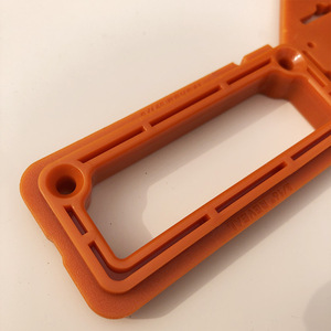 Regla de ángulo de plástico 8 en 1 para carpintería, herramienta de medición de 45 y 90 grados, color naranja - Product Image 3