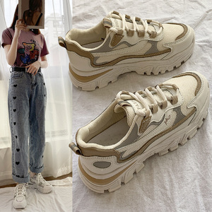 Nouvelles chaussures décontractées de sport respirantes pour femmes, tendance printemps-été, petites chaussures blanches - Product Image 1