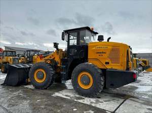 5000kg 2.7cbm 170kw Mid Wheel <b>Loader</b> CDM853H - Product Image 4