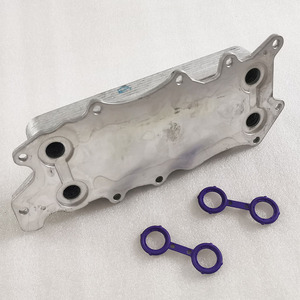 6421800165 A6421800165 Refroidisseur D'<span class=keywords><strong>huile</strong></span> pour Mercedes Benz W203 W204 C209 Sprinter Vito W639 3.0 Diesel <span class=keywords><strong>CDI</strong></span> OM642 OM642.820 OM642.910 - Product Image 6