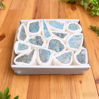 pierre brute colorée d'esprit de guérison naturel de matériaux mixtes Roes Quartz bleu apatite cristal clair avec boîte-cadeau
