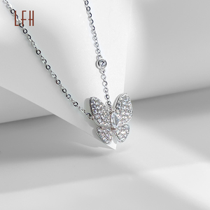 Collana in Oro Bianco Massiccio 18K con Ciondolo a Farfalla Personalizzato, Gioielli in Oro Reale 18K, Gioielleria Saudita, Impegnabile - Product Image 3