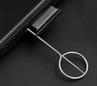Outil d'éjection de carte SIM en acier inoxydable de 0,8 mm pour la récupération de carte SIM automobile