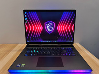 Laptop Performa Tinggi MSI Titan GE78HX Intel I9-14900HX 24 Core Rtx4090 Laptop Gaming