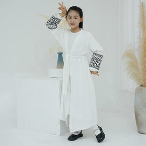 2024 alta calidad Abaya negro blanco Keffiyeh ropa musulmana niños <span class=keywords><strong>Abya</strong></span> vestido para niña - Product Image 3
