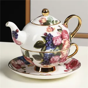 Chaozhou Lieferanten benutzer definierte Blumen Aufkleber Design Knochen China Teekanne Tasse Set Teekanne Tee für einen Satz