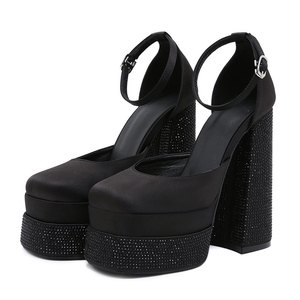 Escarpins à talons épais pour femmes avec strass et plate-forme en soie nouveau <span class=keywords><strong>d</strong></span>éfilé de mode <span class=keywords><strong>chaussures</strong></span> de soirée de <span class=keywords><strong>mariage</strong></span> <span class=keywords><strong>d</strong></span>'été - Product Image 6