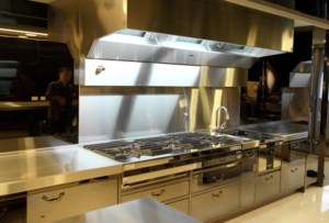 Campana Extractora Comercial, para Food Truck, Ventilación Profesional, Lavado con Agua, Montaje en Pared con Ventilador y Soplador - Product Image 4