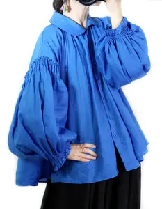 2023 autunno bambola colletto lanterna manica lunga Klein blu camicia di lino di cotone sciolto camicetta di lino di grandi dimensioni donna