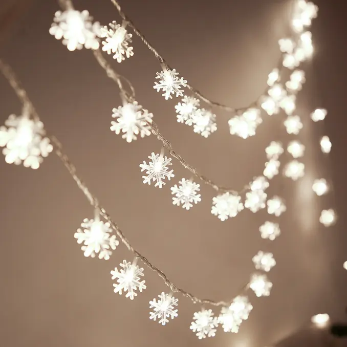 Grosir lampu kilat senar salju LED dengan bintang langit IP65 dinilai untuk dekorasi ulang tahun pernikahan liburan Natal