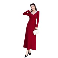 Robe longue en tricot rouge de style français pour femmes, avec une couche intérieure ajustée et une jupe longue extérieure, robe 2 en 1, tenue élégante pour femme