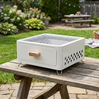 Barbecue au charbon de bois portable en fer moderne pour le camping et l'extérieur