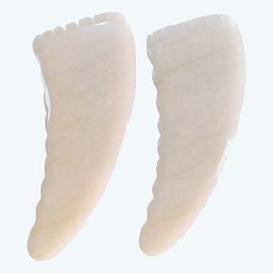 Nouvel outil de massage corporel en cristal de quartz naturel transparent, forme de griffe de jade Gua Sha pour le spa et la peau - Product Image 3