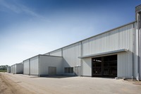 Edificio de Almacén Prefabricado Industrial |   Estructura de Acero de Vano Abierto |   Almacenamiento Resistente a la Intemperie para Equipos Pesados