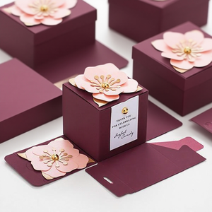 Boîte en papier personnalisée <span class=keywords><strong>pour</strong></span> fête de mariage avec petite fleur <span class=keywords><strong>pour</strong></span> chocolats gelée bonbon cadeau - Product Image 4