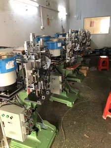 Máy Nút Bấm Bằng Nhựa Ba Đầu Tự Động Độc Quyền Máy Nút Gắn Cho Thư Mục Nhựa - Product Image 2